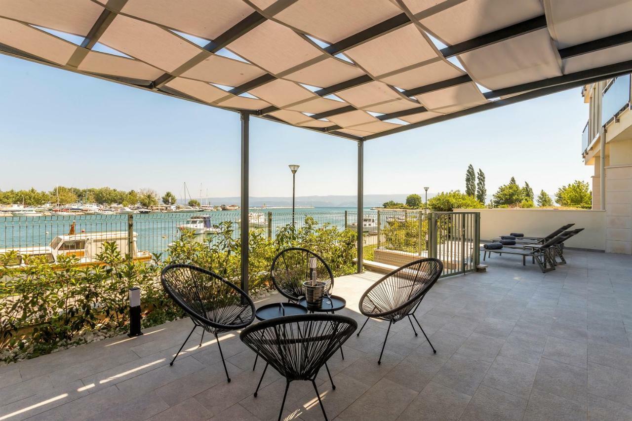 Luxury Apartment With Hot Tub Omis Exterior photo