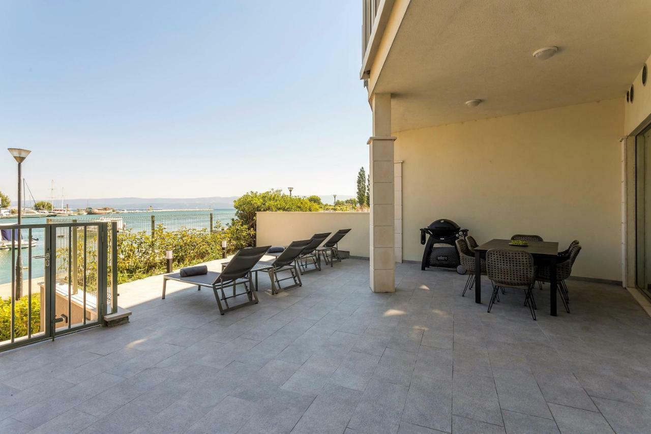 Luxury Apartment With Hot Tub Omis Exterior photo