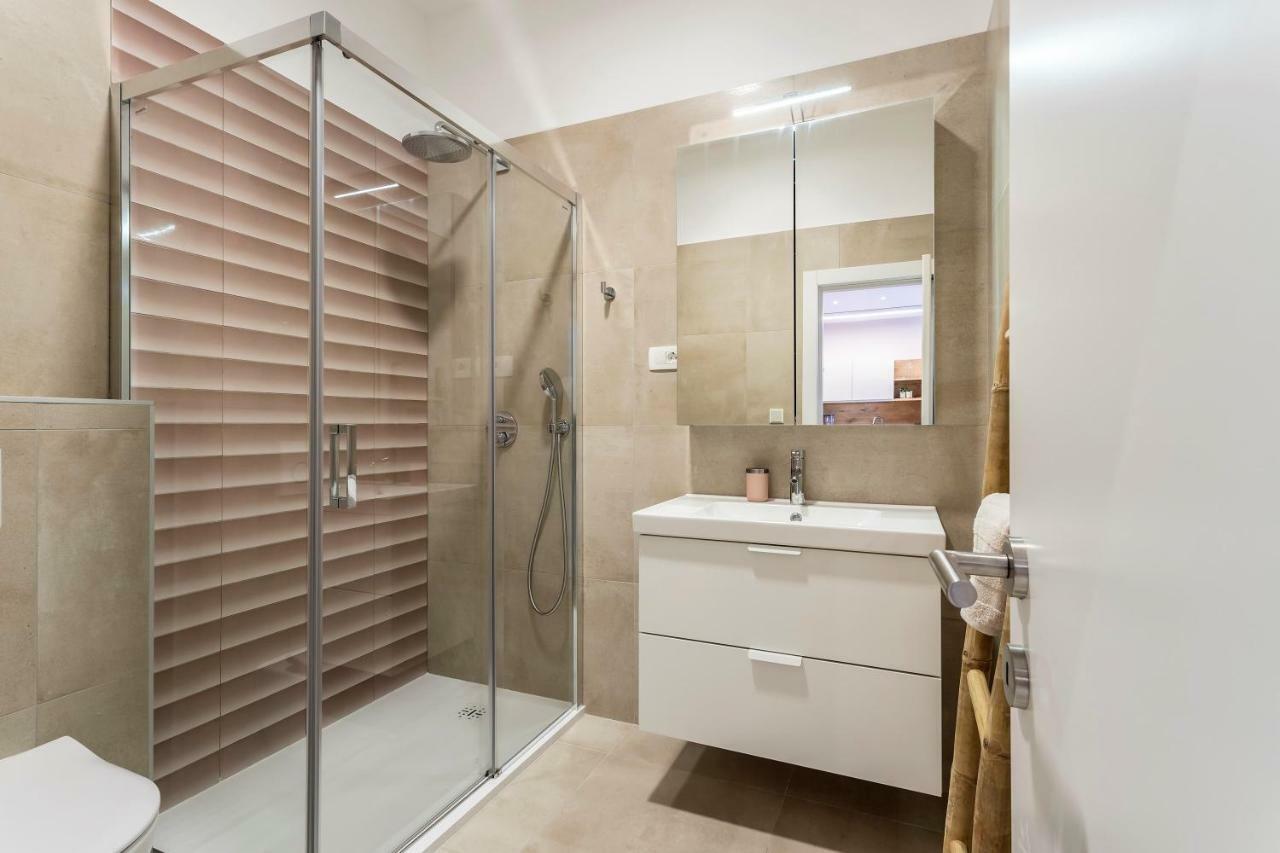 Luxury Apartment With Hot Tub Omis Exterior photo