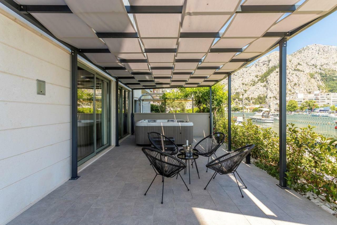 Luxury Apartment With Hot Tub Omis Exterior photo