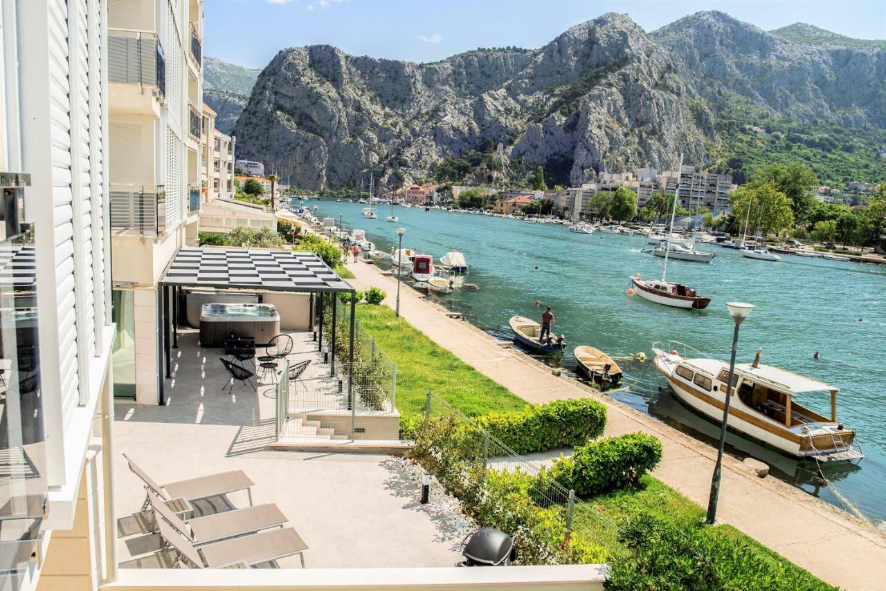 Luxury Apartment With Hot Tub Omis Exterior photo